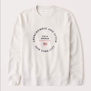 Abercrombie and Fitch Sweater size XS NWT